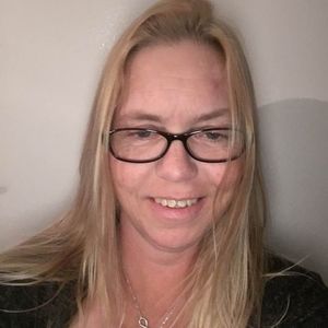 Meet your Posher, Vickie